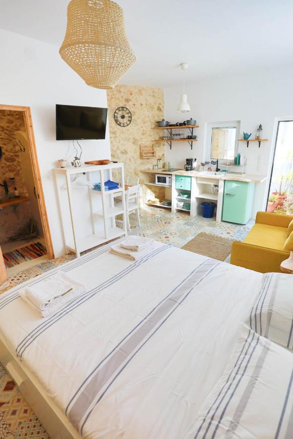 Ravi Boutique Home - 1 Minute Walk From Beach Kalyves Exterior foto