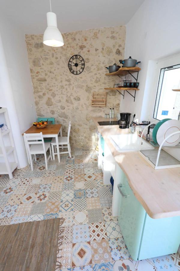 Ravi Boutique Home - 1 Minute Walk From Beach Kalyves Exterior foto