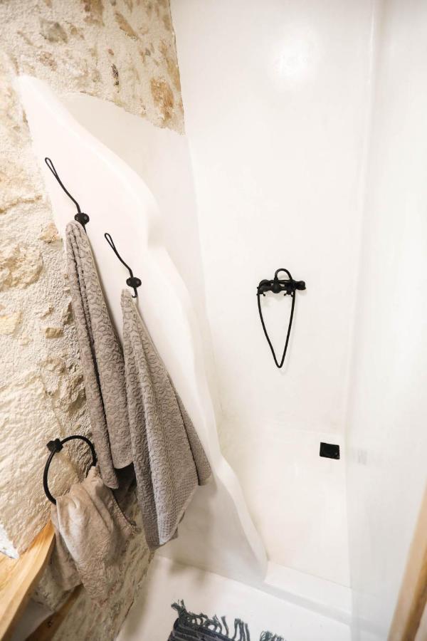 Ravi Boutique Home - 1 Minute Walk From Beach Kalyves Exterior foto