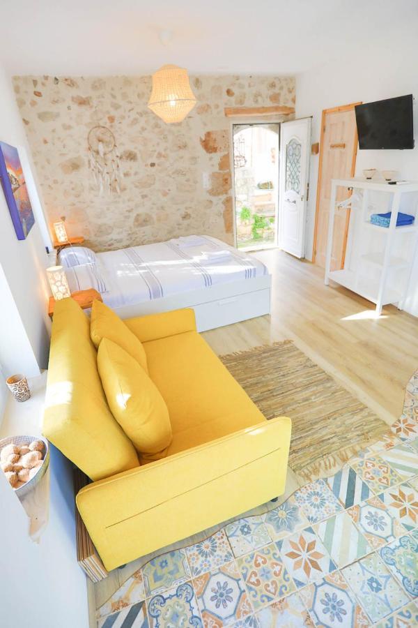 Ravi Boutique Home - 1 Minute Walk From Beach Kalyves Exterior foto