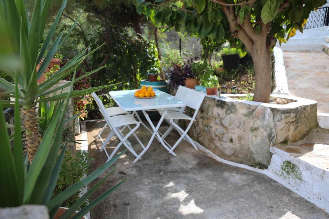 Ravi Boutique Home - 1 Minute Walk From Beach Kalyves Exterior foto